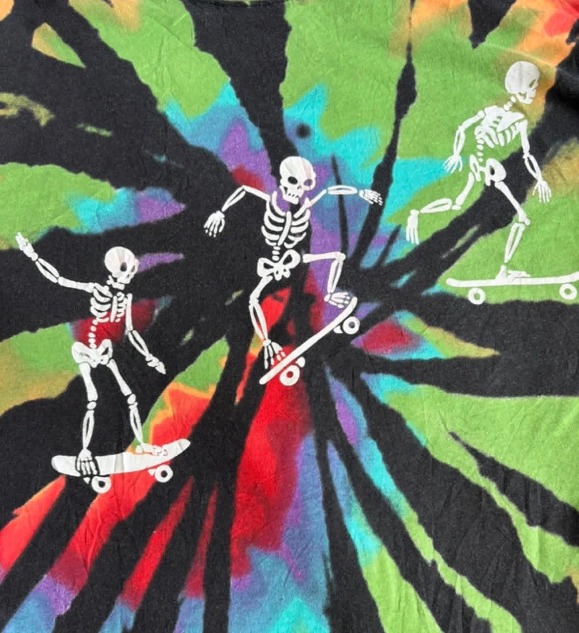 Camiseta tie-dye esqueletos multicolor skate streetwear vintage unisex XS – photo 3